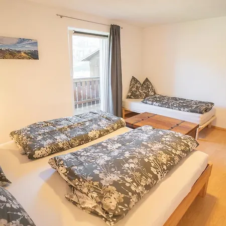 Haus Statz 48 *